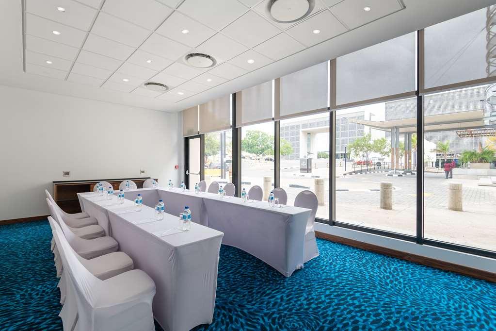 Hilton Garden Inn Windhoek Bekvämligheter bild